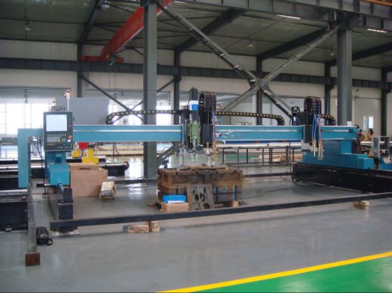 Metalurgia barato cnc plasma / máquina de corte de chama Fabricante na China