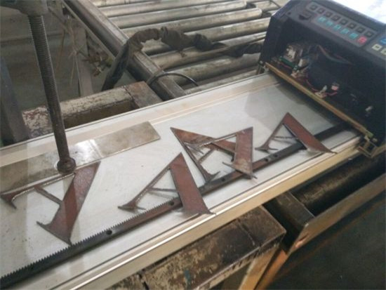 China Jiaxin máquina de corte de metal para aço / ferro / plasma afiada máquina / cnc plasma máquina de corte preço