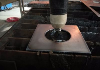Tipo de mesa de metal Plasma CNC / cortador de chama / máquina de corte Plasma
